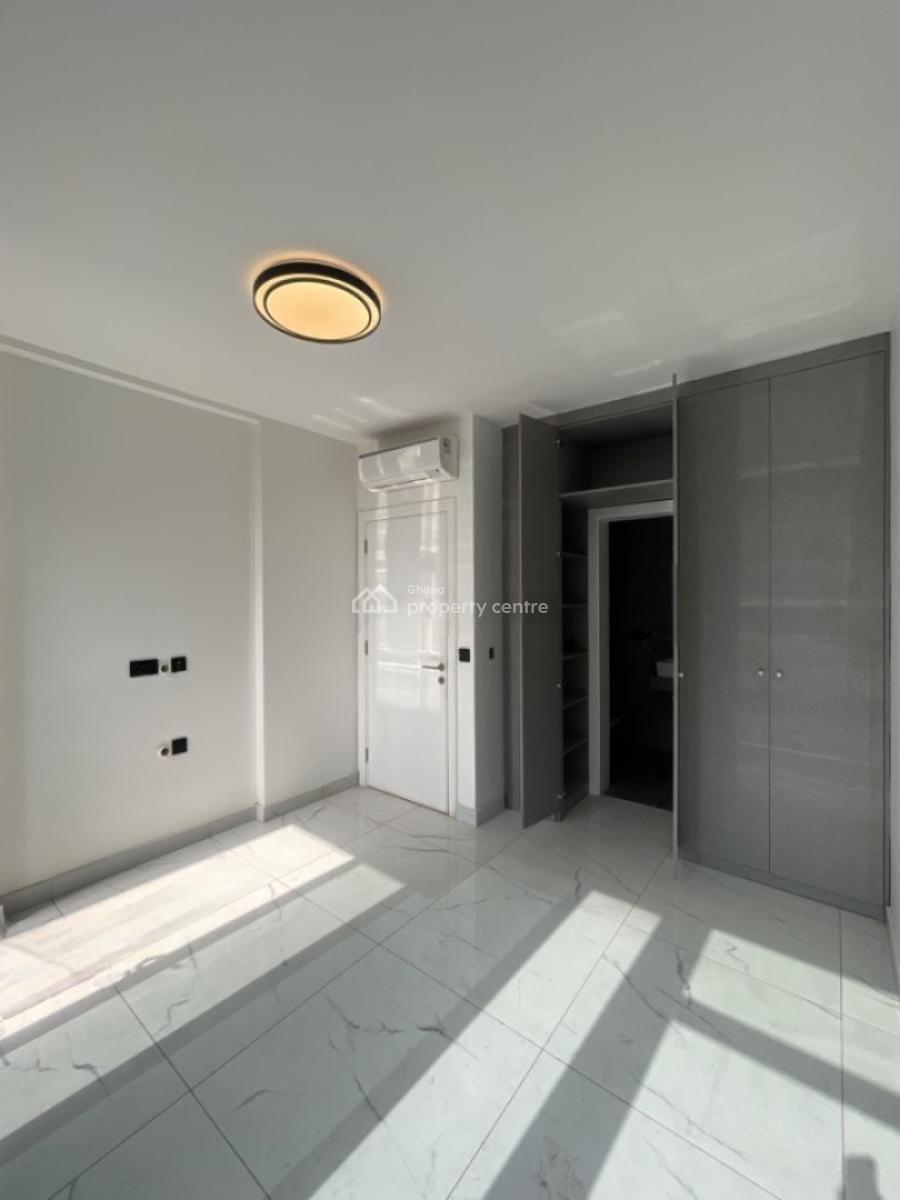 4 Bedroom Town Houses with Pool, Boys Quarters at Airport Residentia, Airport Residential, Accra Metropolitan, Accra, House for Sale