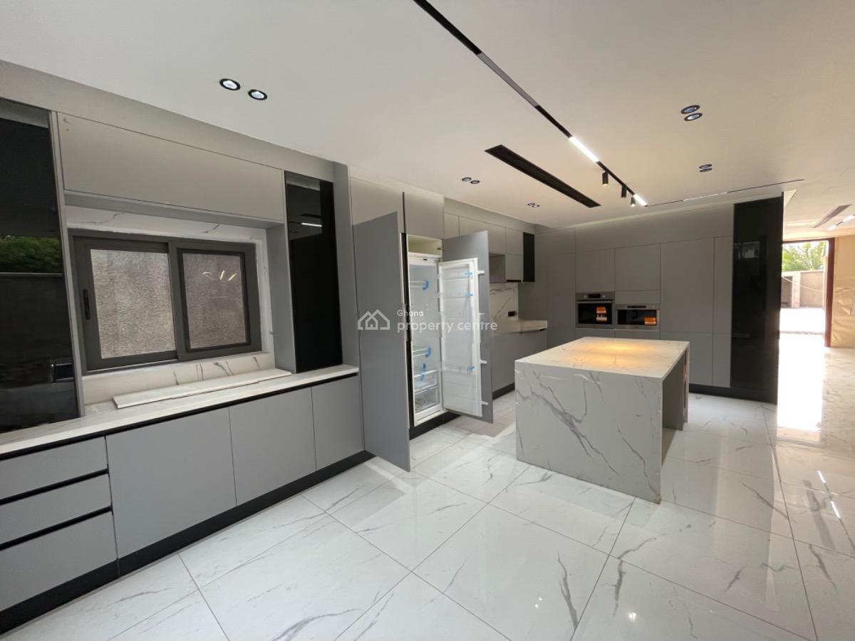 4 Bedroom Town Houses with Pool, Boys Quarters at Airport Residentia, Airport Residential, Accra Metropolitan, Accra, House for Sale