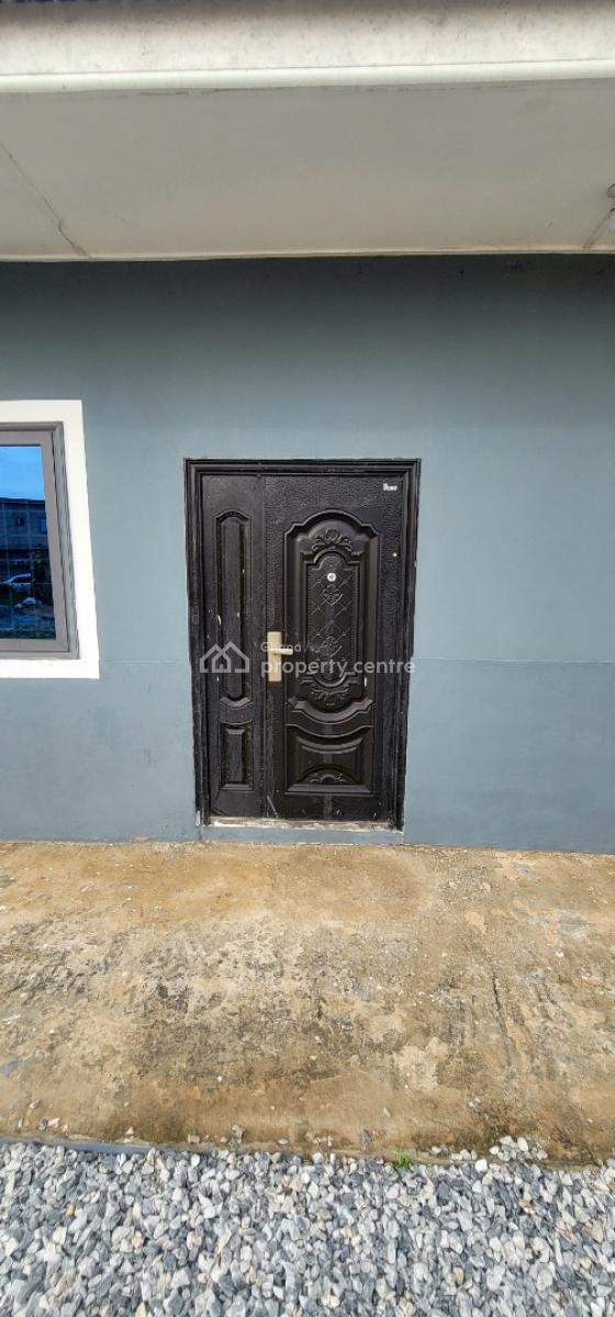 2 Bedrooms, Old Barrier, Weija, Ga South Municipal, Accra, House for Rent