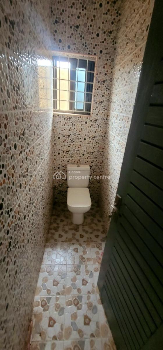 2 Bedrooms, Old Barrier, Weija, Ga South Municipal, Accra, House for Rent