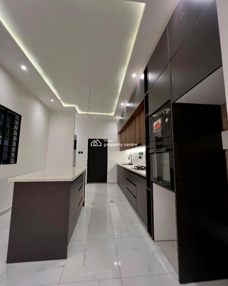 Detached 3 Bedroom Bungalow with Staff Quarters, Ashaley Botwe, Adenta Municipal, Accra, Detached Bungalow for Sale