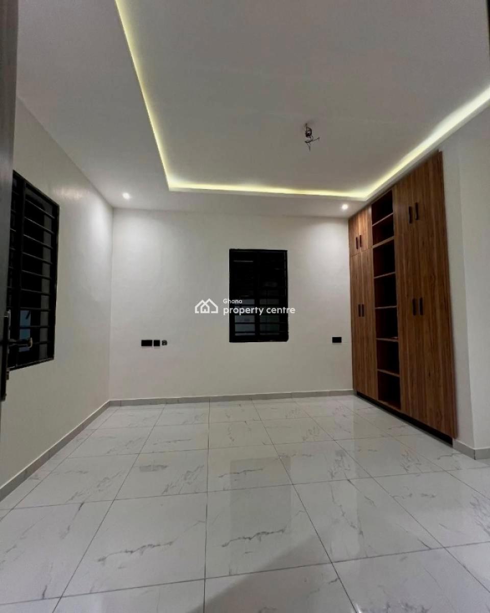 Detached 3 Bedroom Bungalow with Staff Quarters, Ashaley Botwe, Adenta Municipal, Accra, Detached Bungalow for Sale