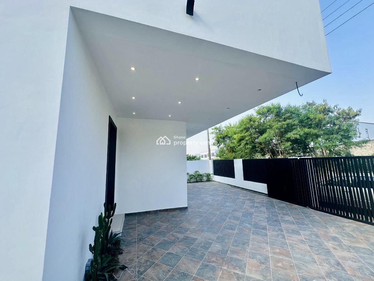 Detached 3 Bedroom Duplex with Staff Quarters, Oyarifa, Adenta Municipal, Accra, Detached Duplex for Sale