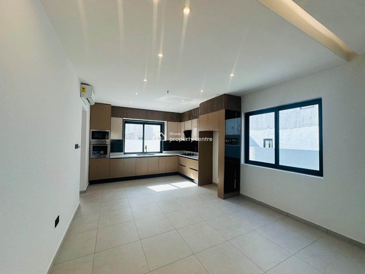 Detached 3 Bedroom Duplex with Staff Quarters, Oyarifa, Adenta Municipal, Accra, Detached Duplex for Sale