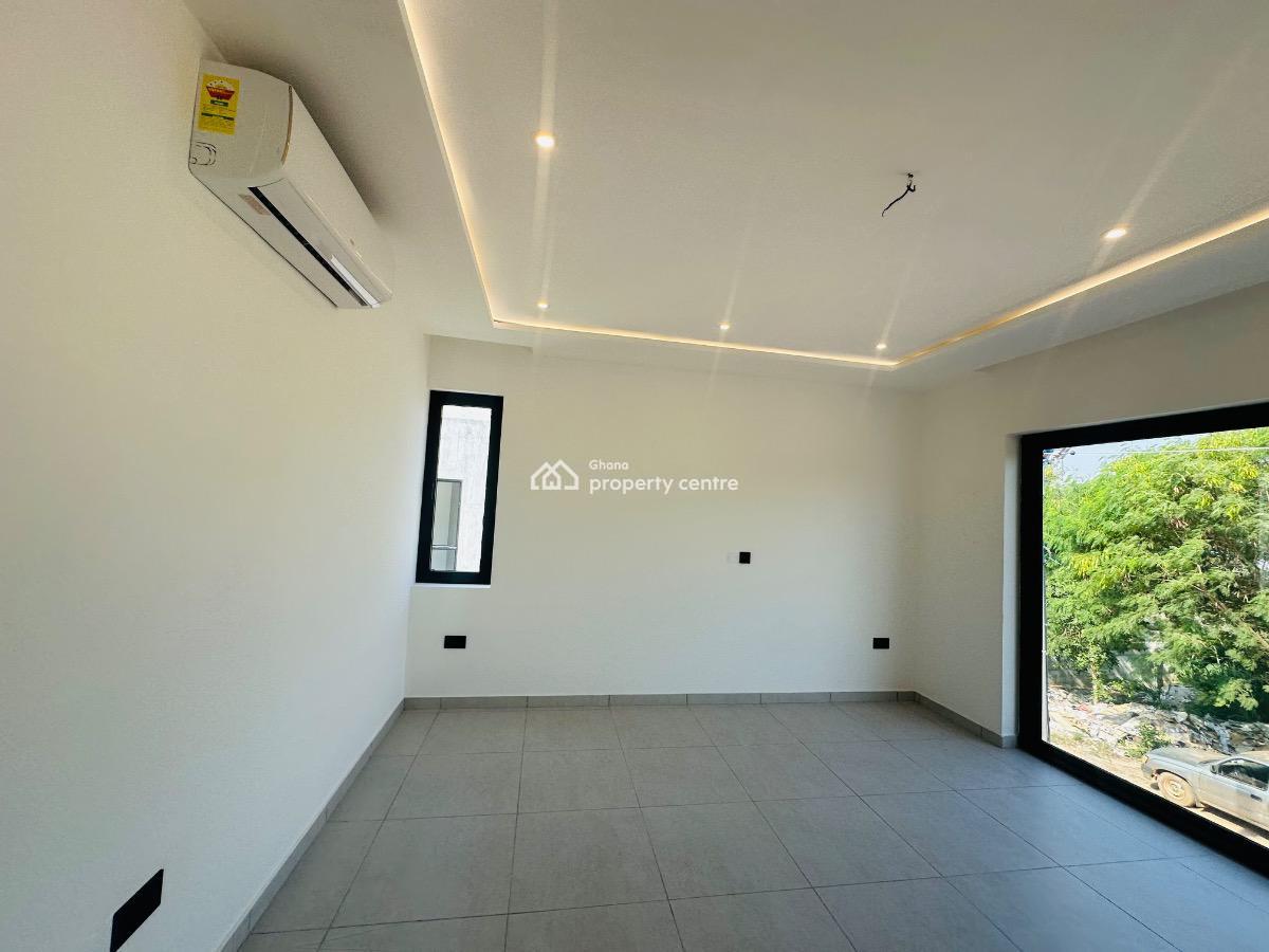 Detached 3 Bedroom Duplex with Staff Quarters, Oyarifa, Adenta Municipal, Accra, Detached Duplex for Sale