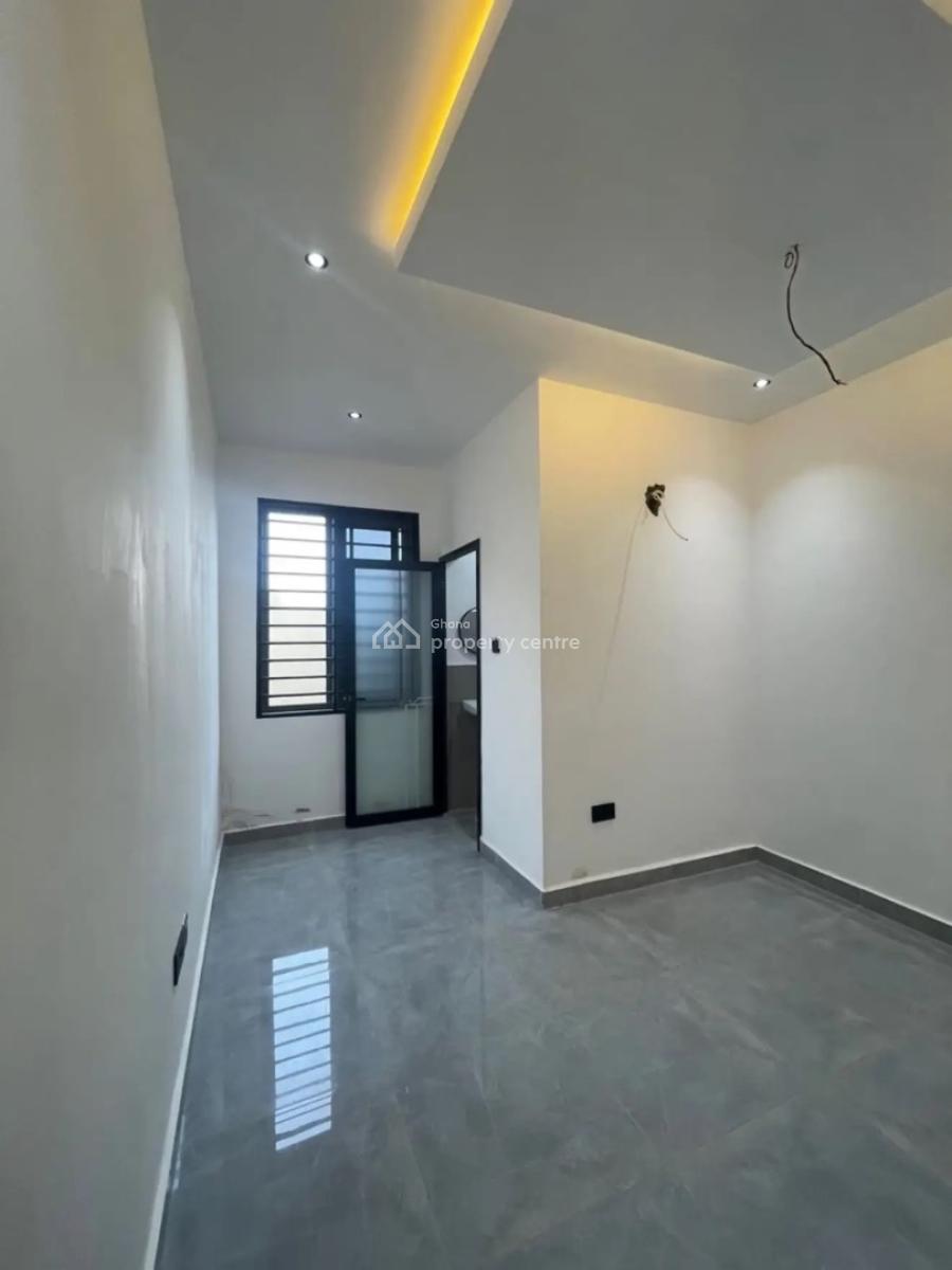 4 Bedroom Duplex, Oyarifa, Adenta Municipal, Accra, Semi-detached Duplex for Sale