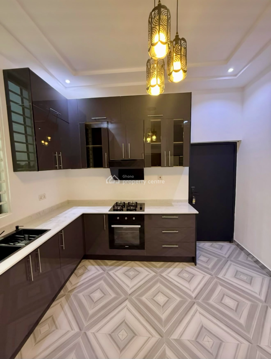 3 Bedroom Townhouse in a Gated Community, Oyarifa, Adenta Municipal, Accra, Townhouse for Sale