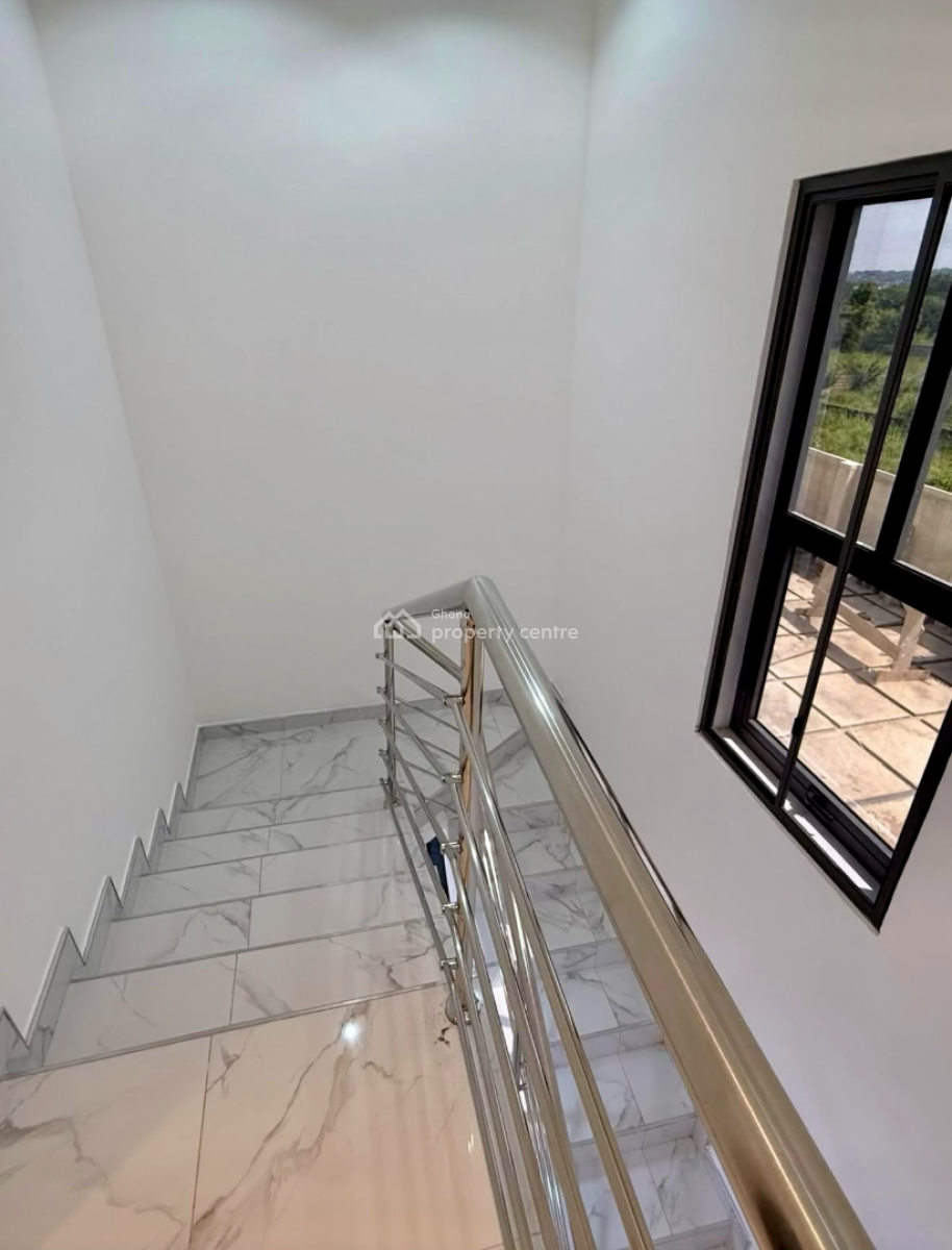 3 Bedroom Townhouse in a Gated Community, Oyarifa, Adenta Municipal, Accra, Townhouse for Sale