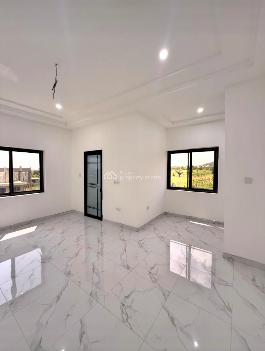 3 Bedroom Townhouse in a Gated Community, Oyarifa, Adenta Municipal, Accra, Townhouse for Sale