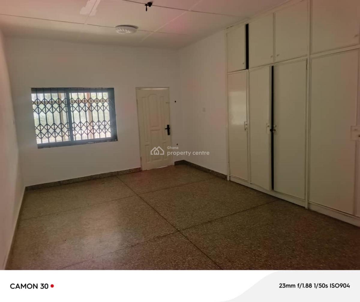8 Bedrooms at Cantonments, Mineral Commission, Cantonments, Accra, Detached Duplex for Rent