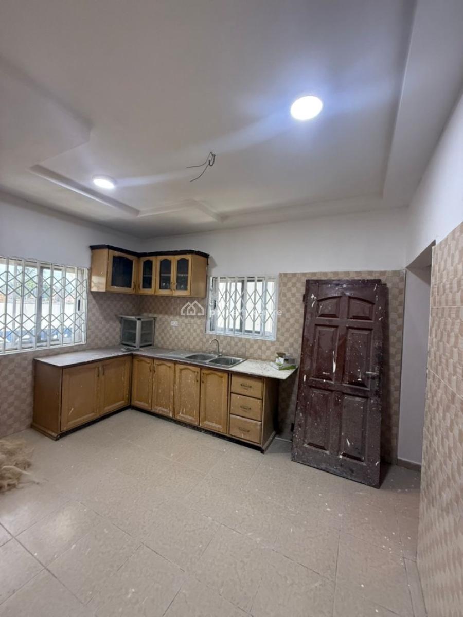 5 Bedrooms at  Ablekuma Sonitra, Sonitra, Ablekuma South, Accra Metropolitan, Accra, Detached Bungalow for Rent