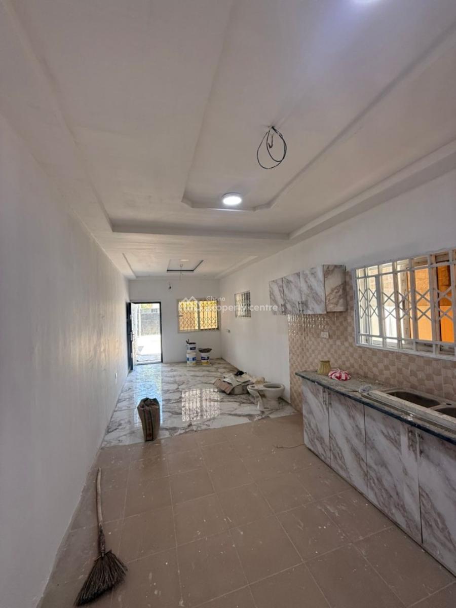 5 Bedrooms at  Ablekuma Sonitra, Sonitra, Ablekuma South, Accra Metropolitan, Accra, Detached Bungalow for Rent
