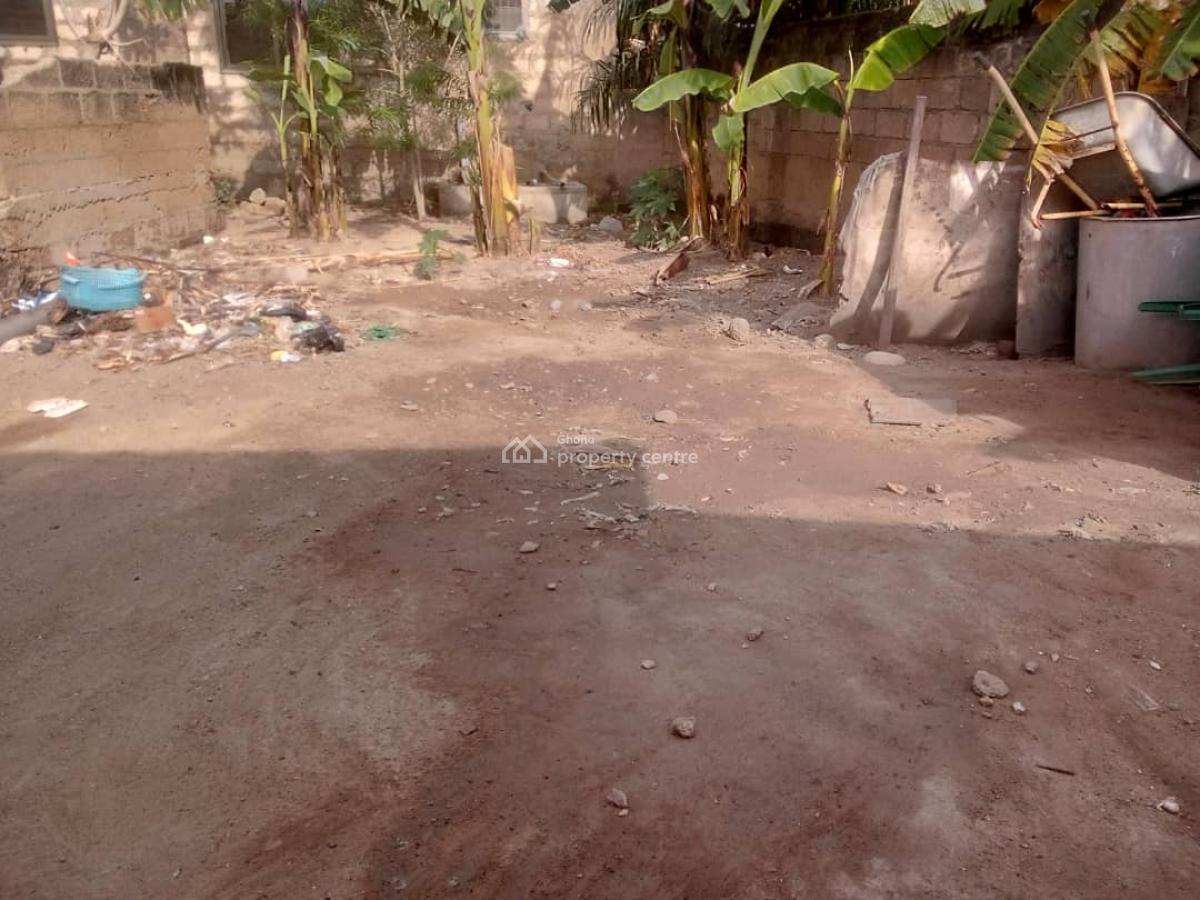 Half Plot of Land, Tuba, Weija, Ga South Municipal, Accra, Commercial Land for Sale