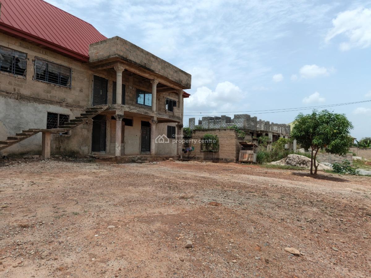 13 Bedrooms, Buoho Sasa,near Kronum Afrancho., Kumasi Metropolitan, Ashanti, House for Sale