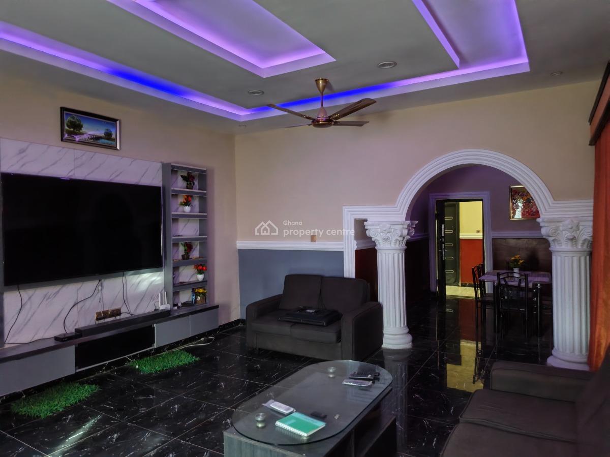 6 Bedrooms, Atimatim Maase,near Pankrono., Kumasi Metropolitan, Ashanti, House for Sale