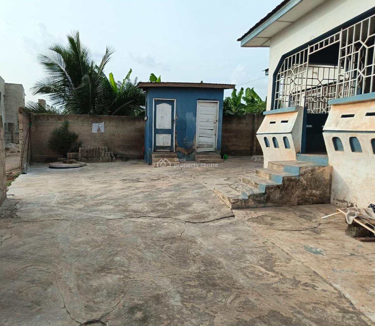 5 Bedrooms, Meduma, Near Pankrono., Kumasi Metropolitan, Ashanti, House for Sale