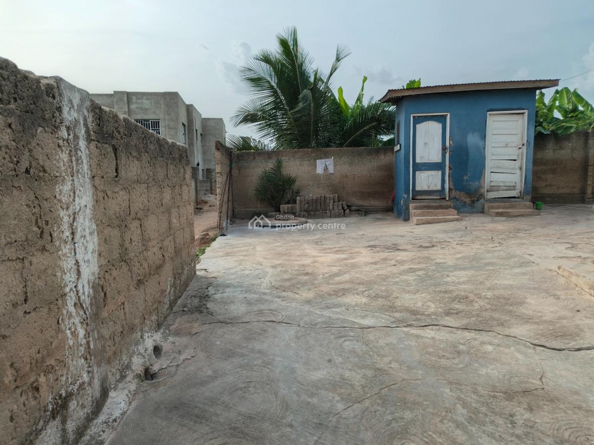 5 Bedrooms, Meduma, Near Pankrono., Kumasi Metropolitan, Ashanti, House for Sale