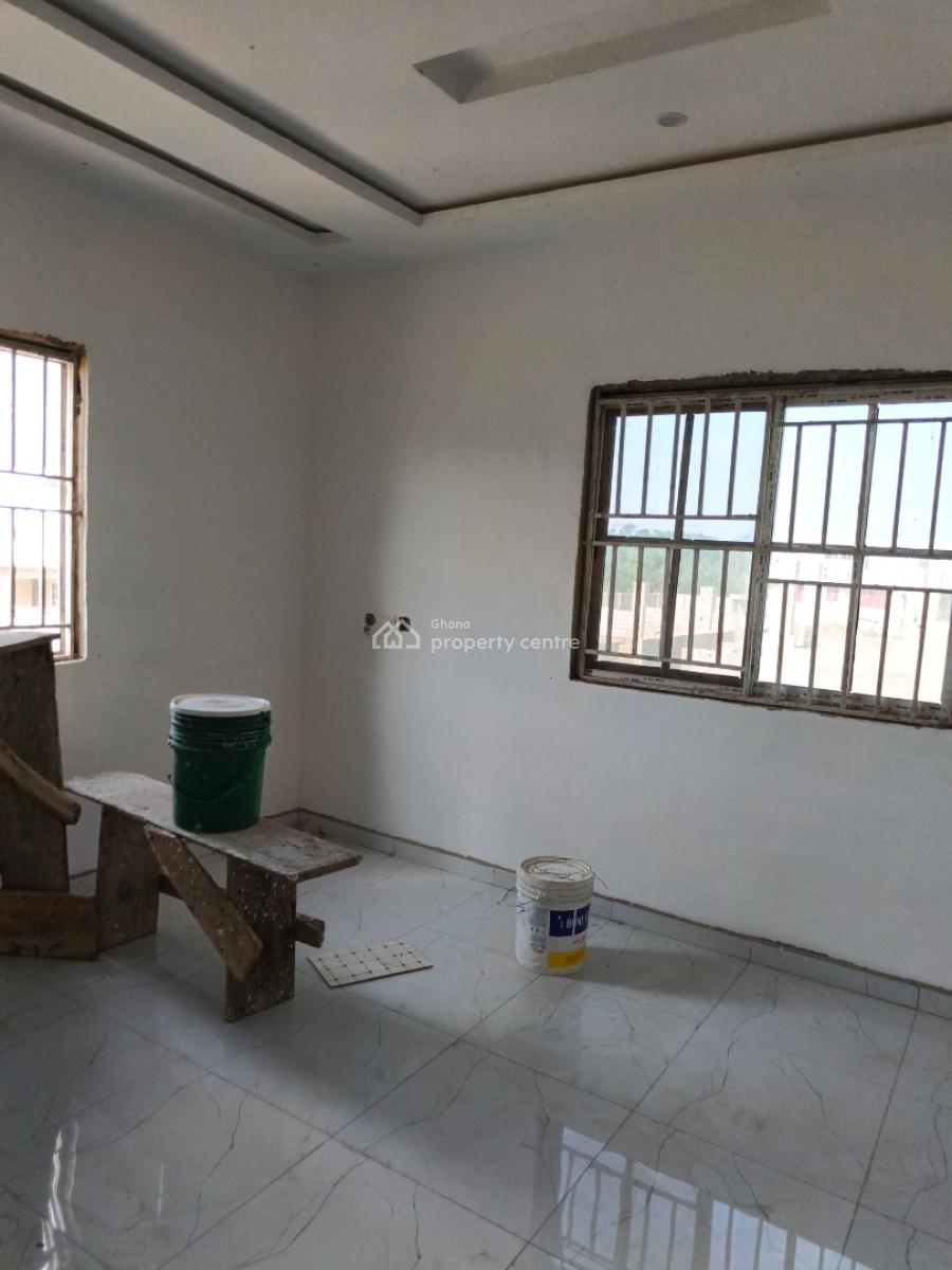 4 Bedrooms, Kodie Apagya, Near Kronum Afrancho Buoho., Kumasi Metropolitan, Ashanti, House for Sale