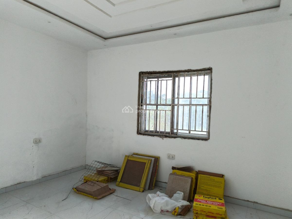 4 Bedrooms, Kodie Apagya, Near Kronum Afrancho Buoho., Kumasi Metropolitan, Ashanti, House for Sale