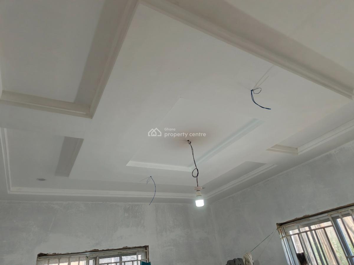 4 Bedrooms, Kodie Apagya, Near Kronum Afrancho Buoho., Kumasi Metropolitan, Ashanti, House for Sale