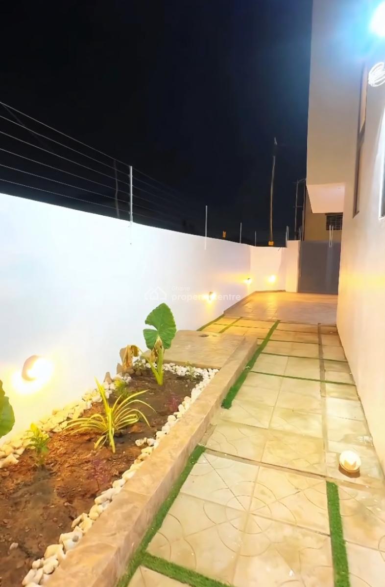 3 Bedroom House at Lakeside, Lakeside, Accra Metropolitan, Accra, House for Sale