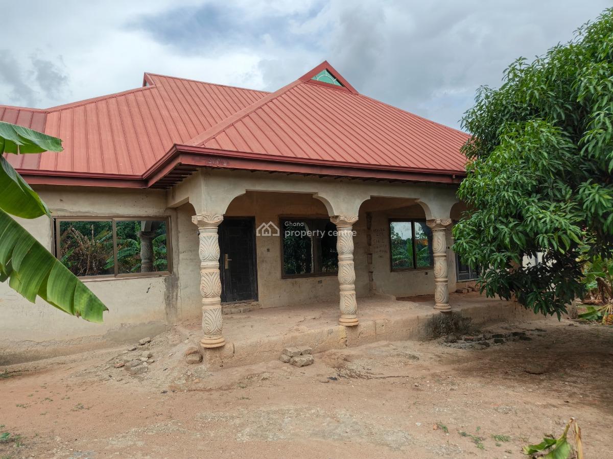 4 Bedrooms, Afrancho New Site, Near Kronum Suame Markro., Kumasi Metropolitan, Ashanti, House for Sale