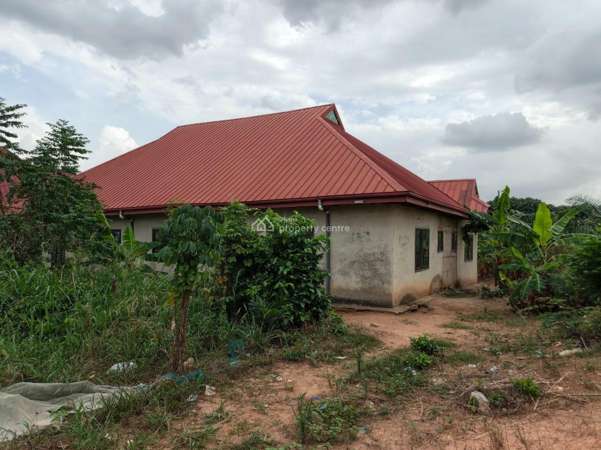 4 Bedrooms, Afrancho New Site, Near Kronum Suame Markro., Kumasi Metropolitan, Ashanti, House for Sale