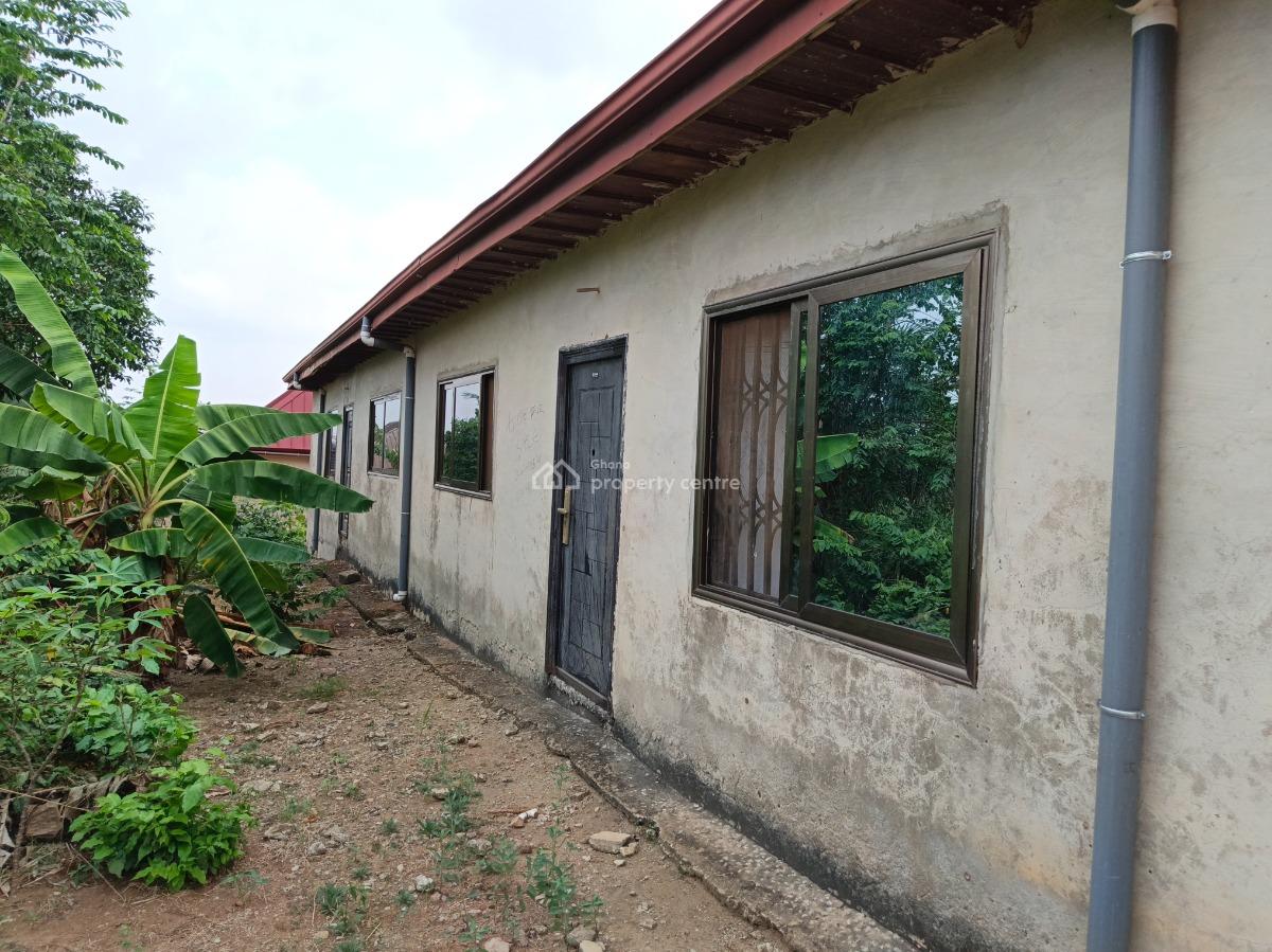 4 Bedrooms, Afrancho New Site, Near Kronum Suame Markro., Kumasi Metropolitan, Ashanti, House for Sale