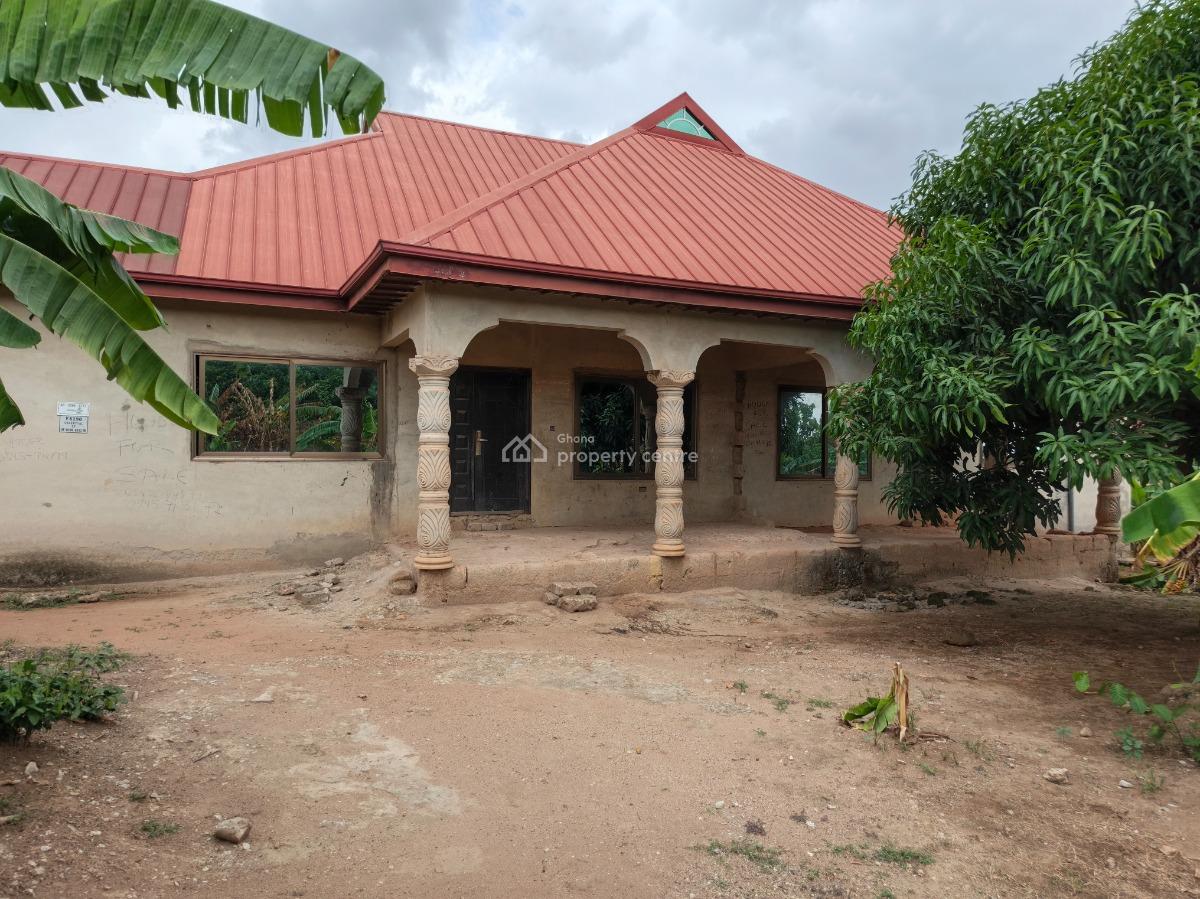 4 Bedrooms, Afrancho New Site, Near Kronum Suame Markro., Kumasi Metropolitan, Ashanti, House for Sale