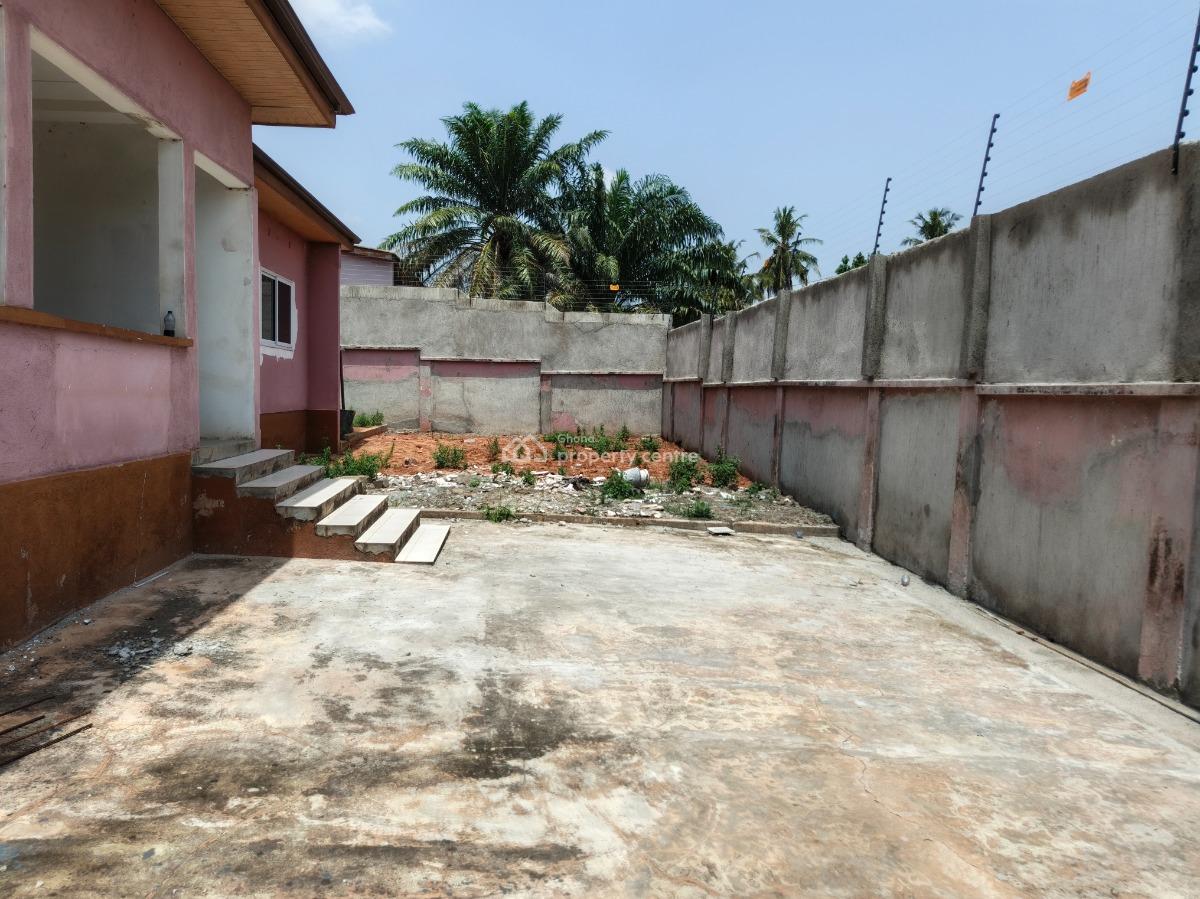 Furnished 3 Bedrooms House ( Buokrom Estate), Buokrom Estate,near Kumasi Airport., Kumasi Metropolitan, Ashanti, House for Sale