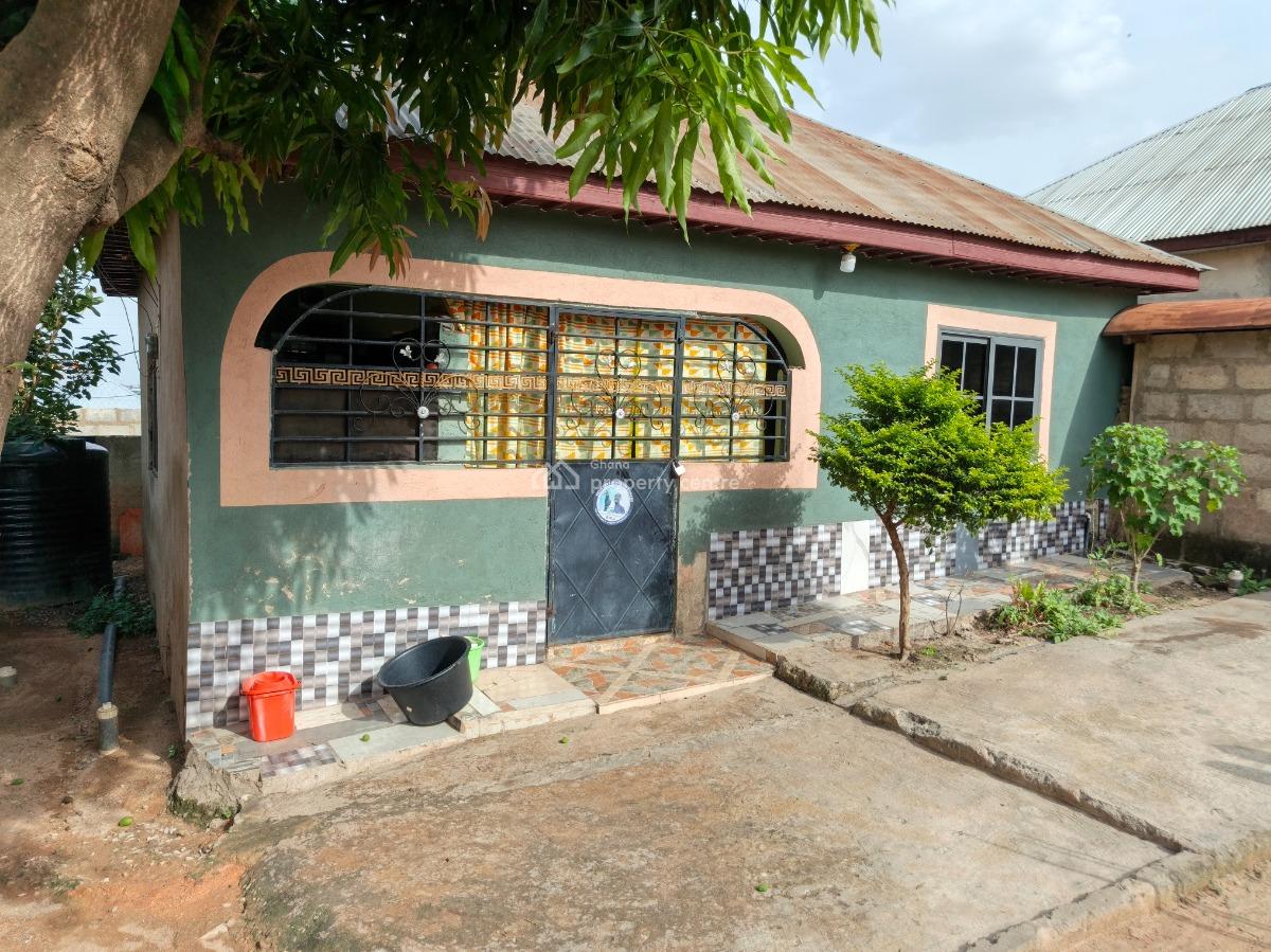 2 Bedroom, Atimatim Edwenease, Near Pankrono., Kumasi Metropolitan, Ashanti, House for Sale
