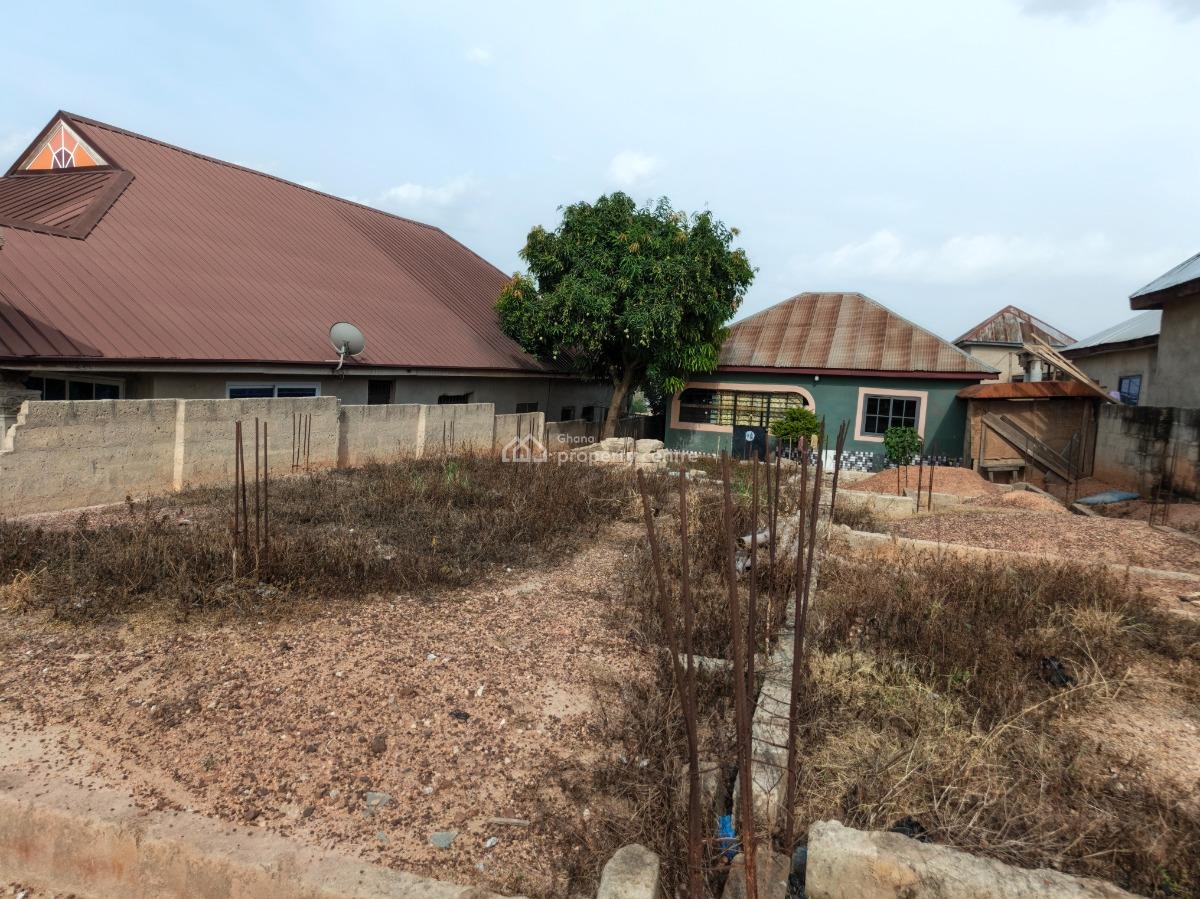 2 Bedroom, Atimatim Edwenease, Near Pankrono., Kumasi Metropolitan, Ashanti, House for Sale