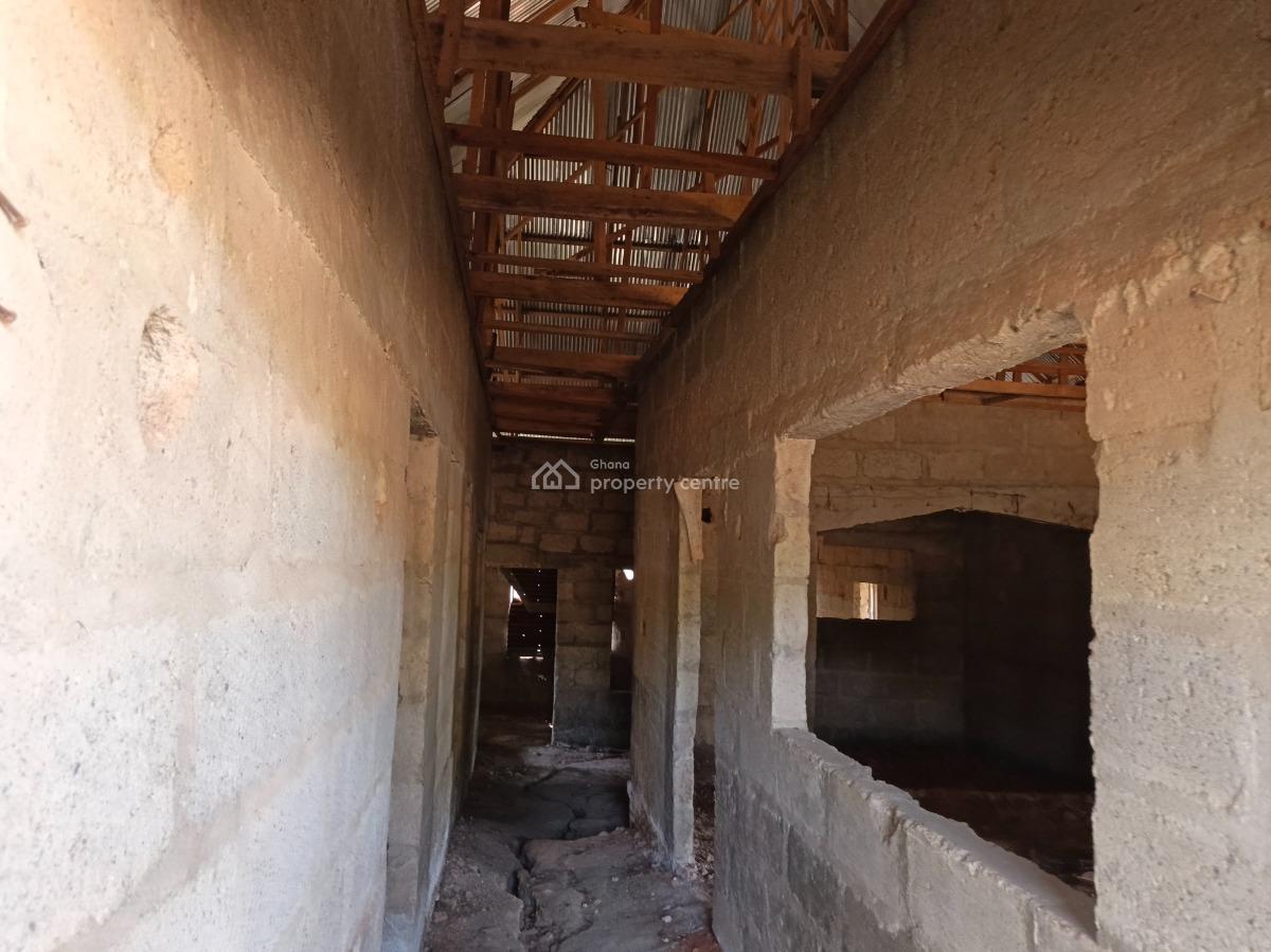 4 Bedrooms, Abrade, Near Mampongteng Fawoade., Kwabre, Ashanti, House for Sale