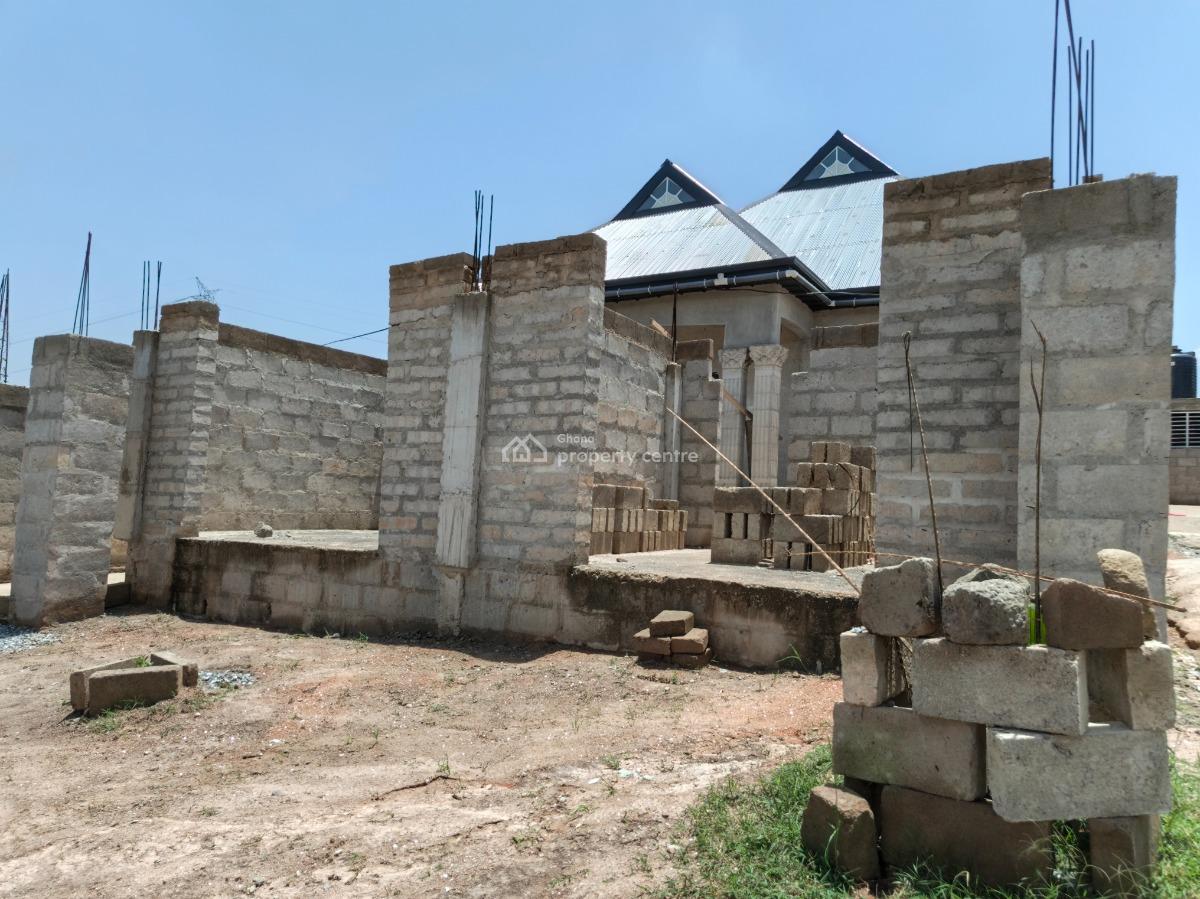 4 Bedrooms, Adesina, Near Kenyasi Abrem., Kumasi Metropolitan, Ashanti, House for Sale