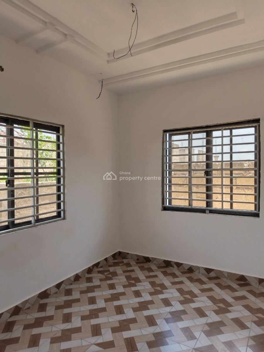 4 Bedrooms, Adesina, Near Kenyasi Abrem., Kumasi Metropolitan, Ashanti, House for Sale