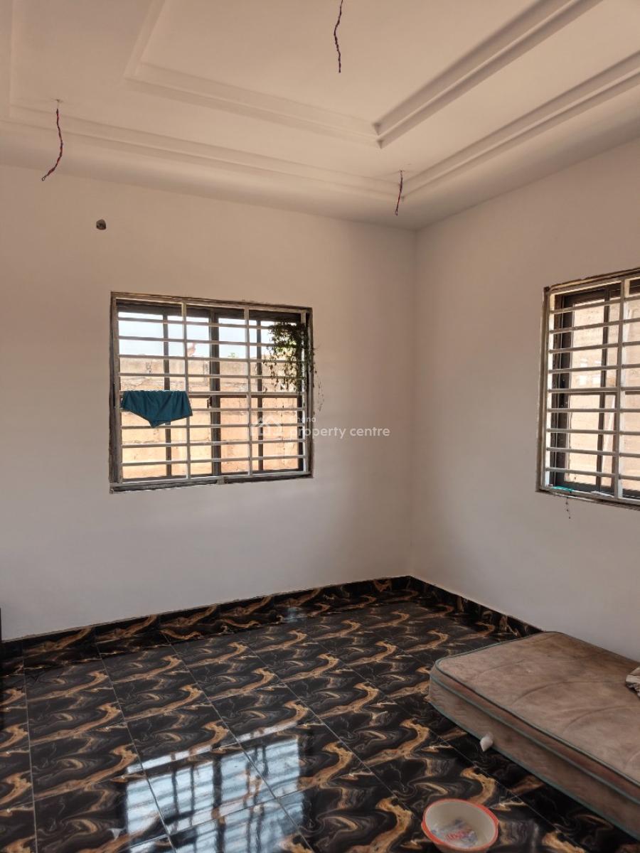 4 Bedrooms, Adesina, Near Kenyasi Abrem., Kumasi Metropolitan, Ashanti, House for Sale