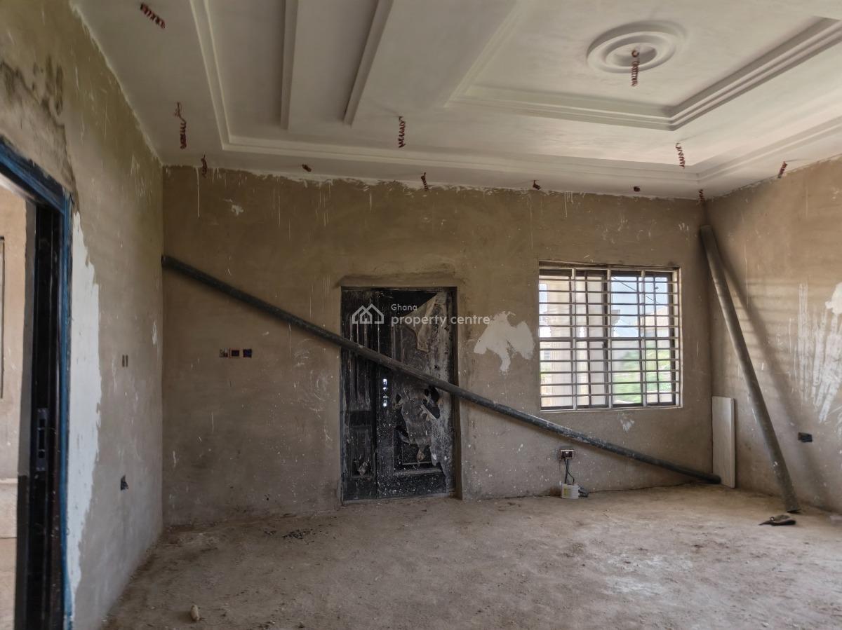 4 Bedrooms, Adesina, Near Kenyasi Abrem., Kumasi Metropolitan, Ashanti, House for Sale