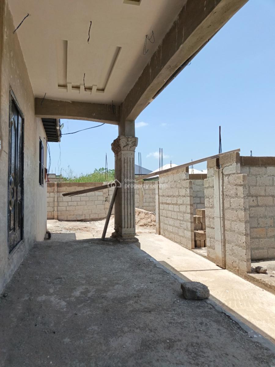 4 Bedrooms, Adesina, Near Kenyasi Abrem., Kumasi Metropolitan, Ashanti, House for Sale