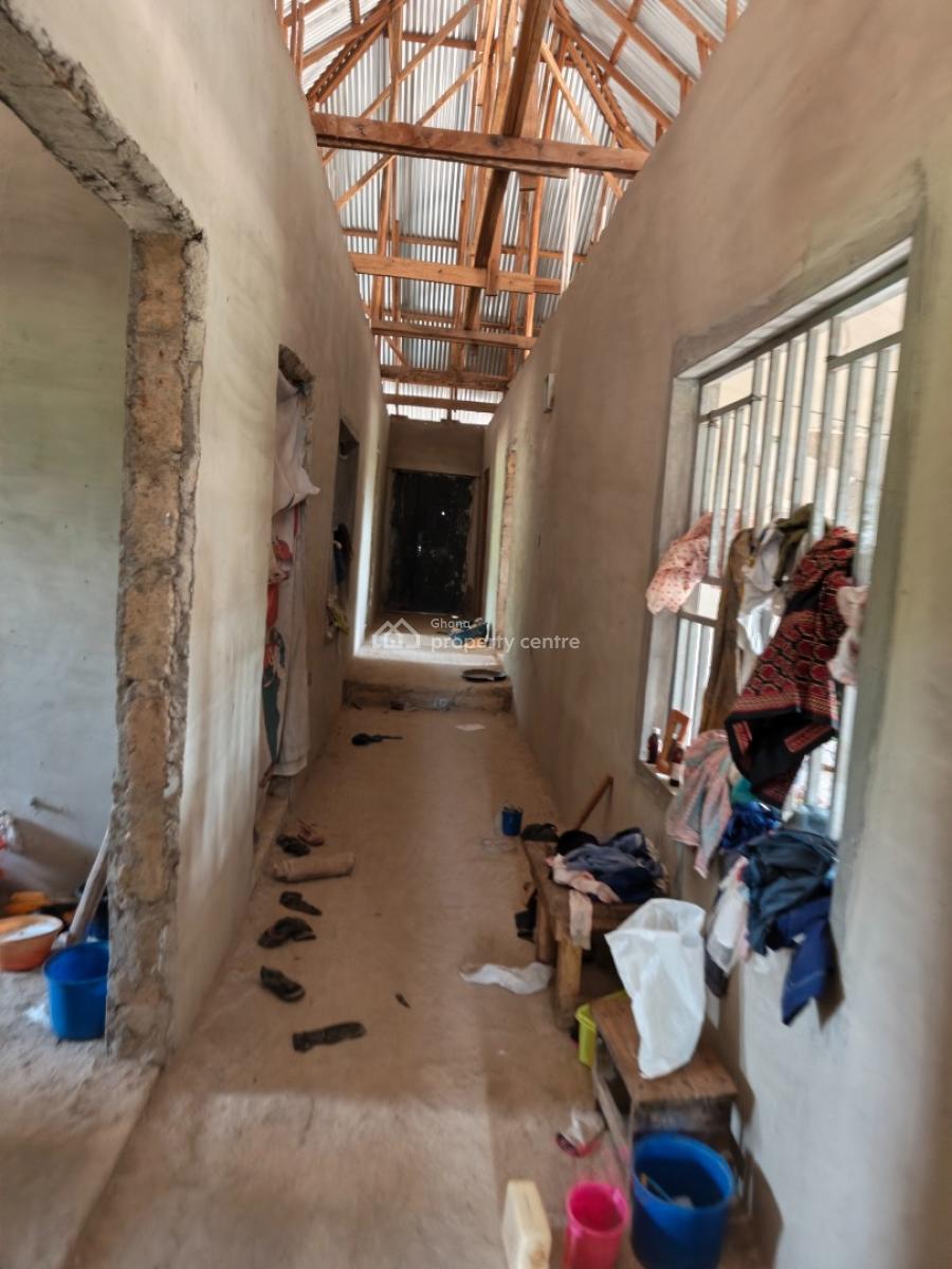 5 Bedrooms, Abrade, Near Mampongteng Fawoade., Kumasi Metropolitan, Ashanti, House for Sale