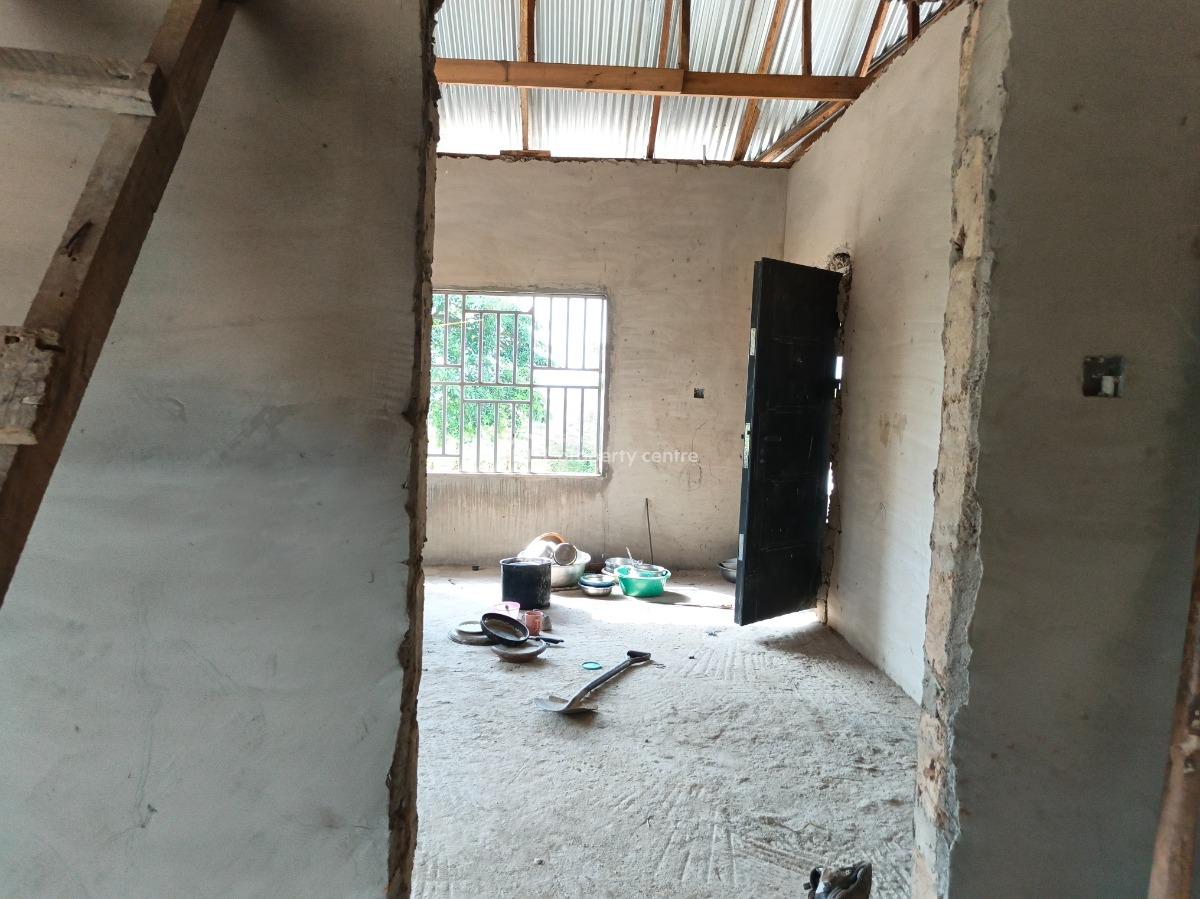 5 Bedrooms, Abrade, Near Mampongteng Fawoade., Kumasi Metropolitan, Ashanti, House for Sale