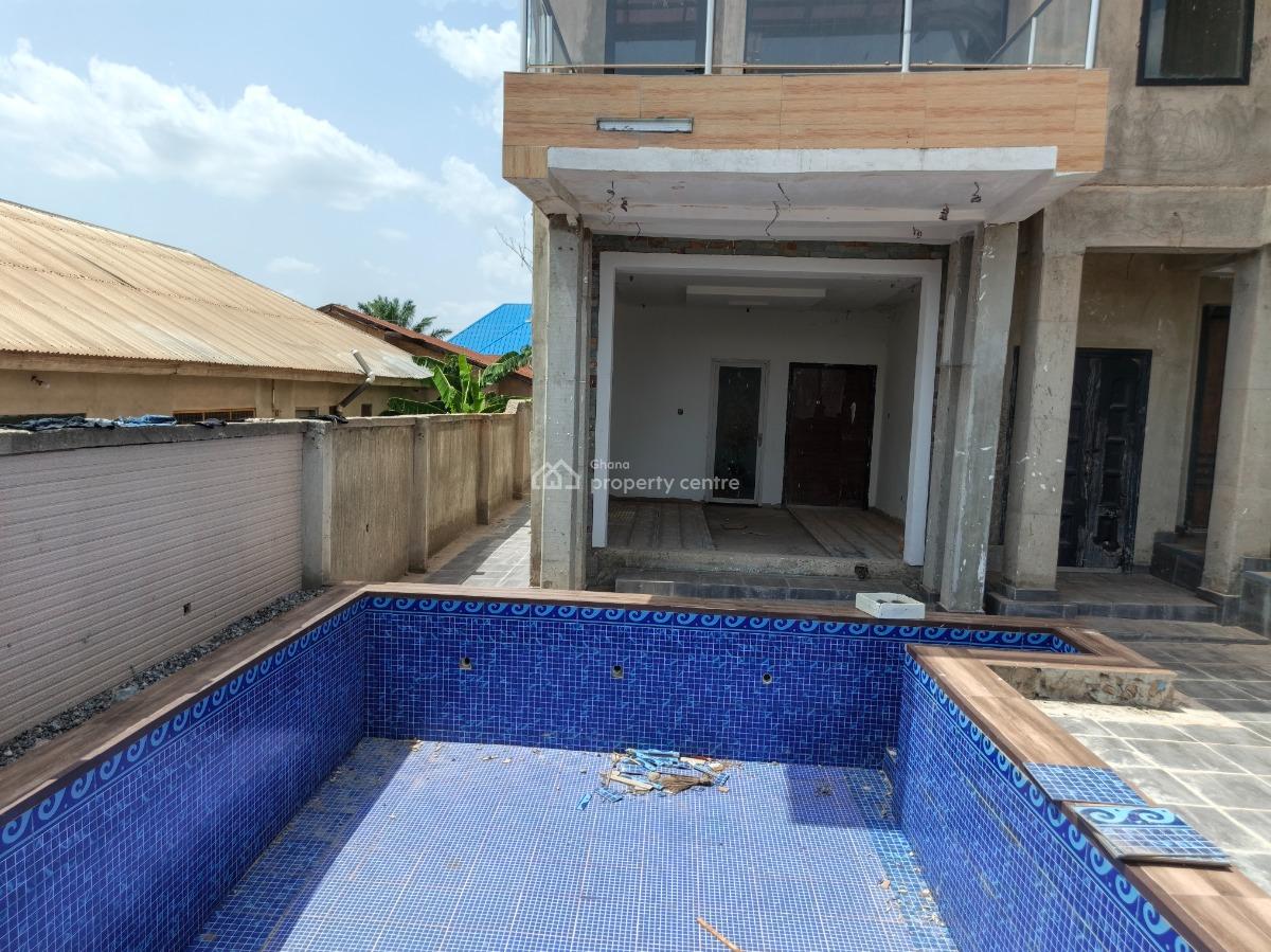 3 Bedrooms House, Fawoade, on Tafo Pankrono Road., Kumasi Metropolitan, Ashanti, House for Sale
