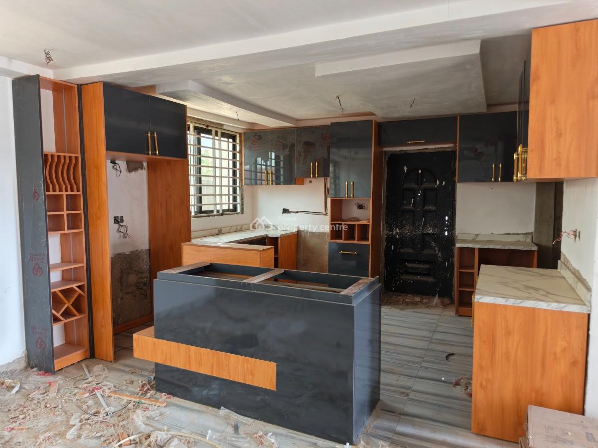 3 Bedrooms House, Fawoade, on Tafo Pankrono Road., Kumasi Metropolitan, Ashanti, House for Sale