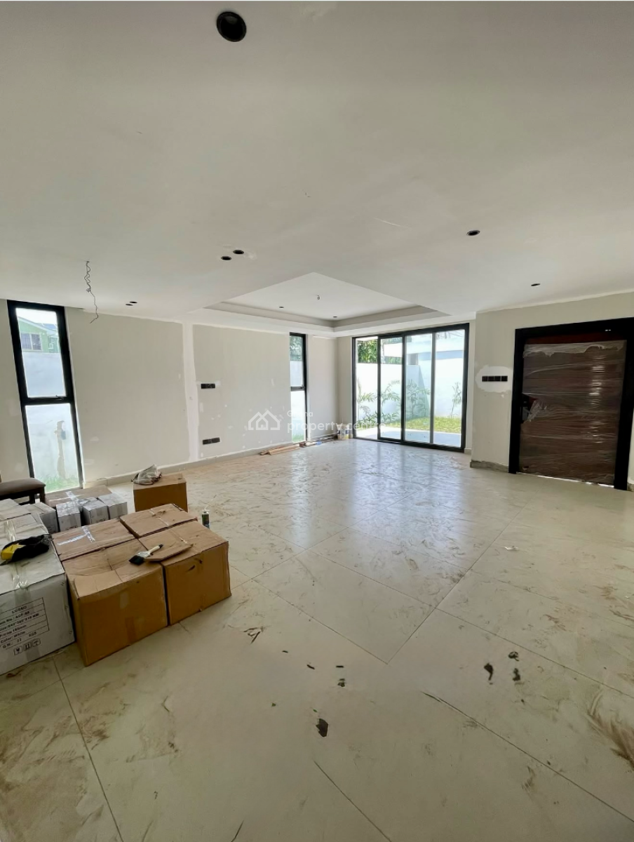 Detached 4 Bedroom Duplex in a Gated Community, East Airport, Airport Residential Area, Accra, Detached Duplex for Sale