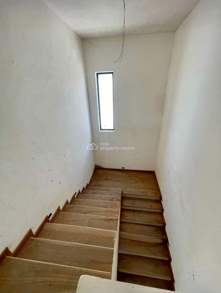 Detached 4 Bedroom Duplex in a Gated Community, East Airport, Airport Residential Area, Accra, Detached Duplex for Sale