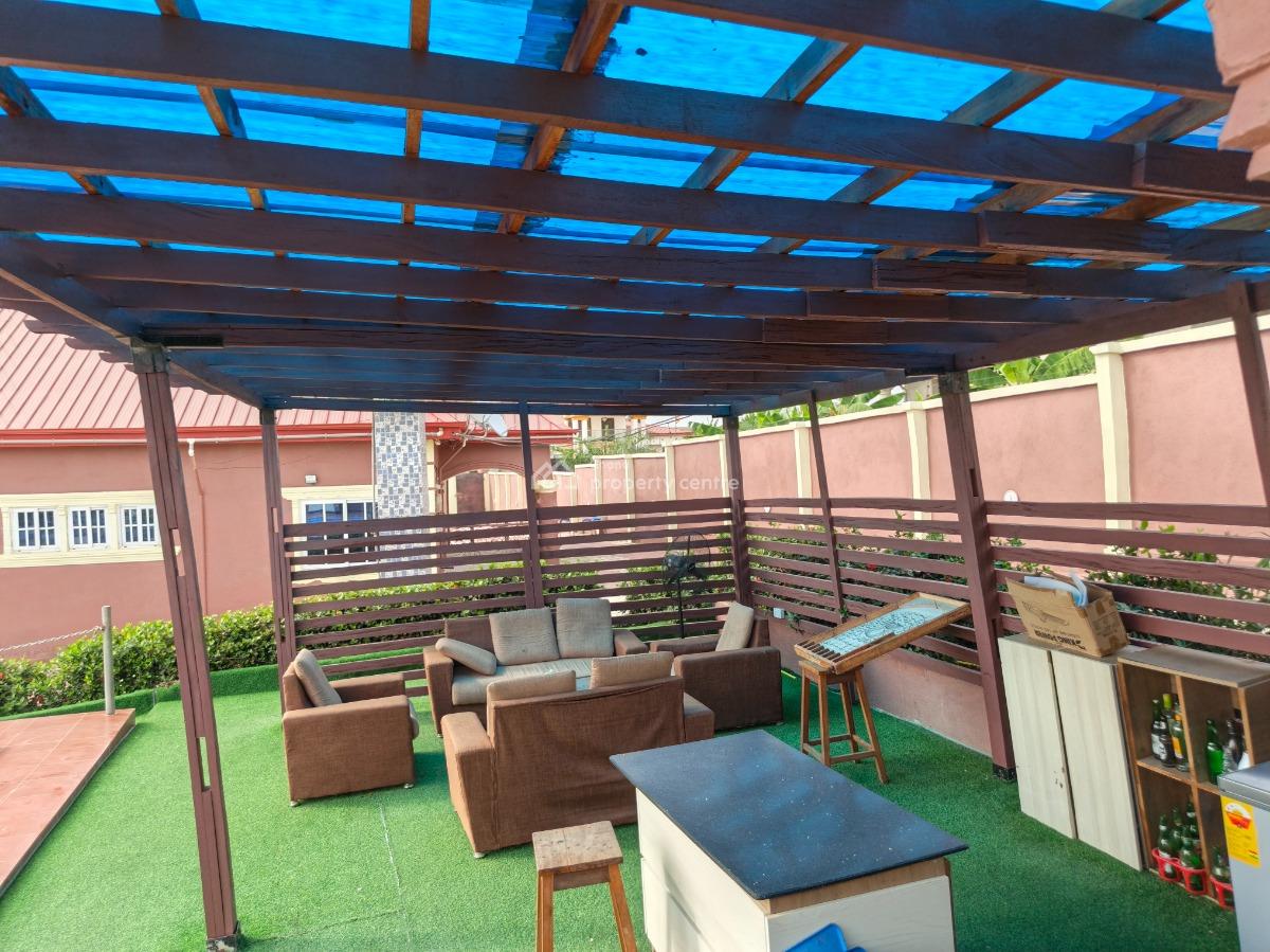 8 Bedrooms.   ( on 2 Plots), Atimatim Adubinso, Near Pankrono., Kumasi Metropolitan, Ashanti, House for Sale