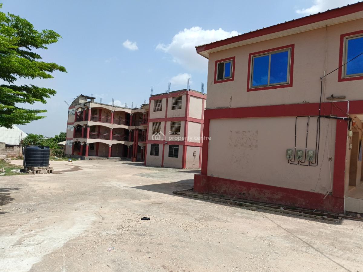 School.      ( Operational), Fawoade Bomfa. on Tafo Pankrono Road., Kumasi Metropolitan, Ashanti, School for Sale