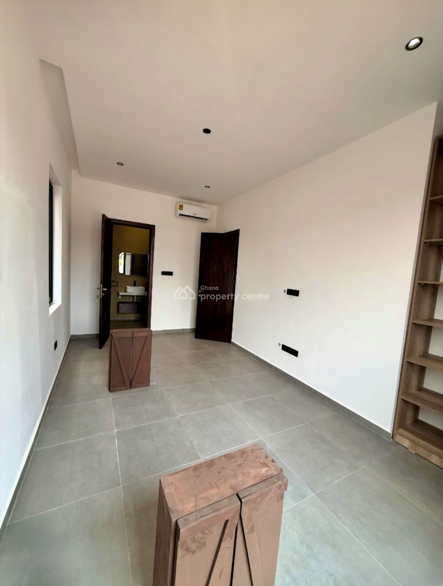 Detached 4 Bedroom Duplex with Staff Quarters, Oyarifa, Adenta Municipal, Accra, Detached Duplex for Sale