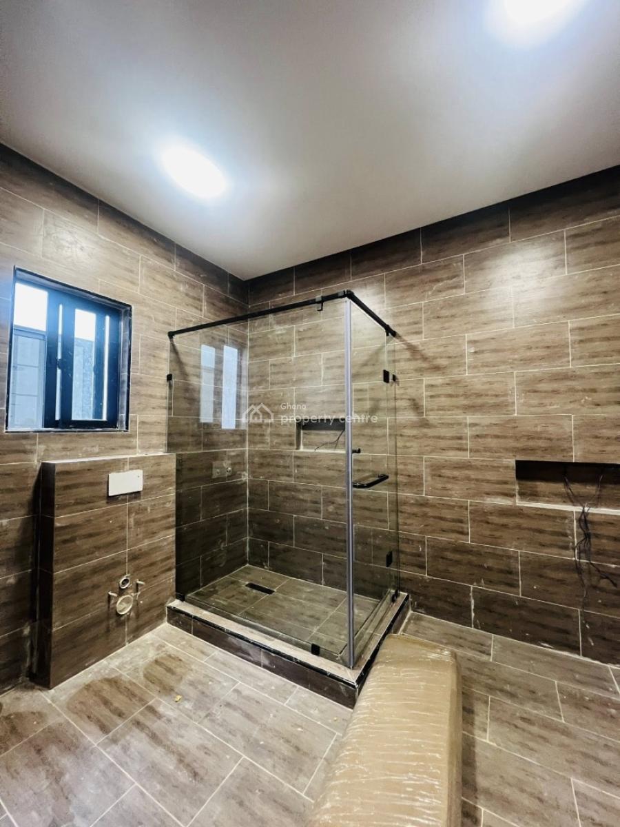 Detached 4 Bedroom Duplex with Staff Quarters, Oyarifa, Adenta Municipal, Accra, Detached Duplex for Sale