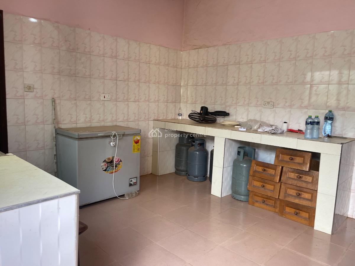 3-bedroom Self Compound, Adenta Fafraha, Adenta, Adenta Municipal, Accra, Detached Bungalow for Rent