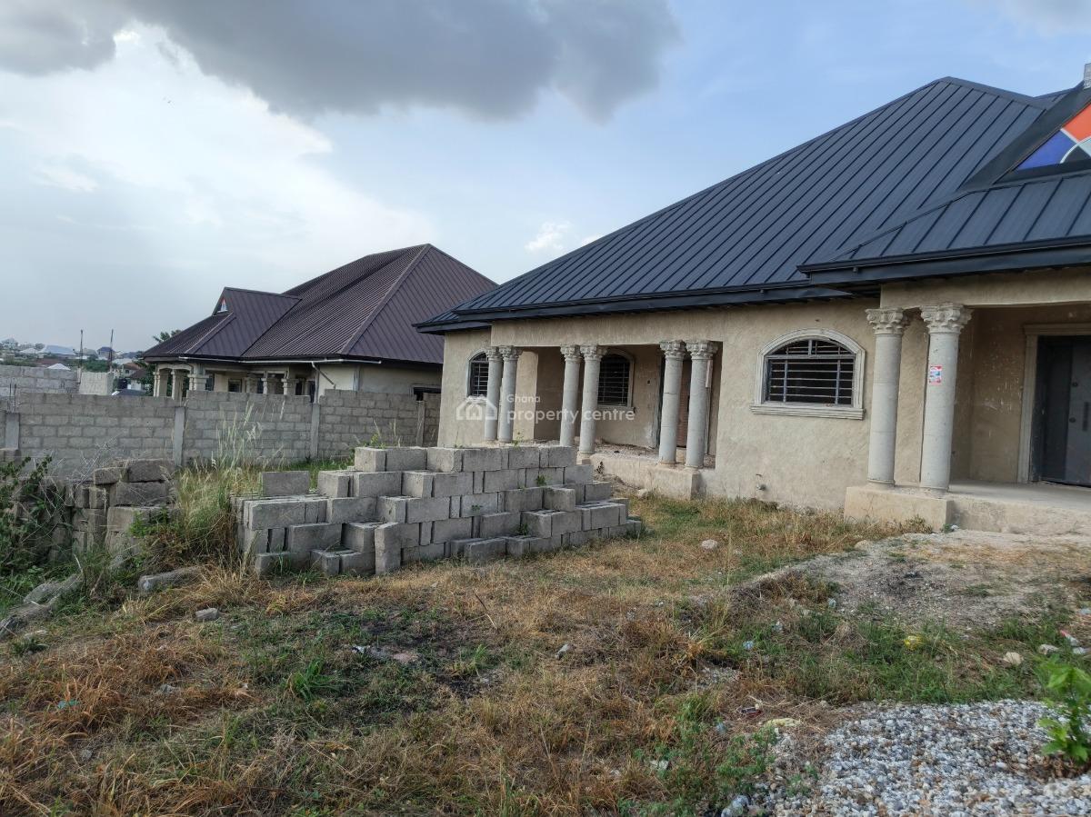 6 Bedrooms, Kenyasi Saaman, Near Bosore., Kumasi Metropolitan, Ashanti, House for Sale